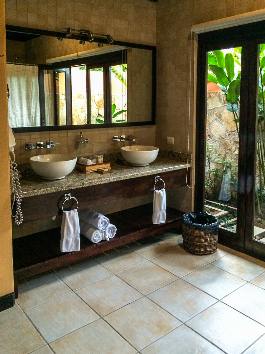 Casita bathroom at Rio Celeste Hideaway Hotel