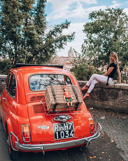 Instagrammable Spot in Rome - With a Fiat 500 @the_destinationdesigner