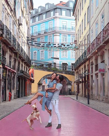 Rua Nova do Carvalho (Pink Street) @last_lostcouple